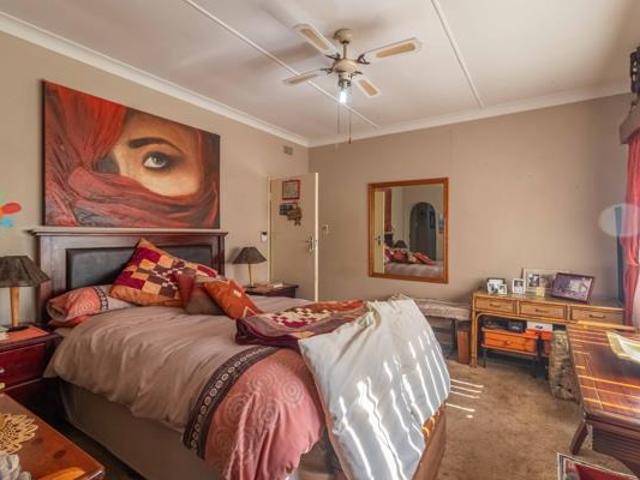4 Bedroom House in Horison