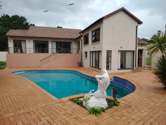 4 Bedroom House in Horison Park
