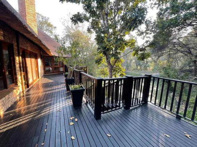 4 Bedroom House in Hazyview