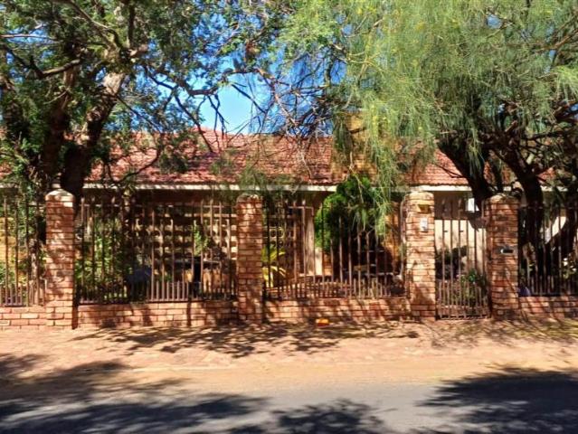 4 Bedroom House in Hadison Park
