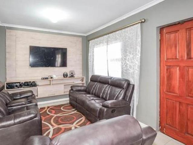 4 Bedroom House in Hagley