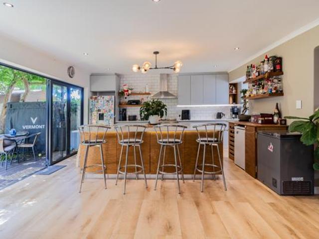 4 Bedroom House in Harfield Village