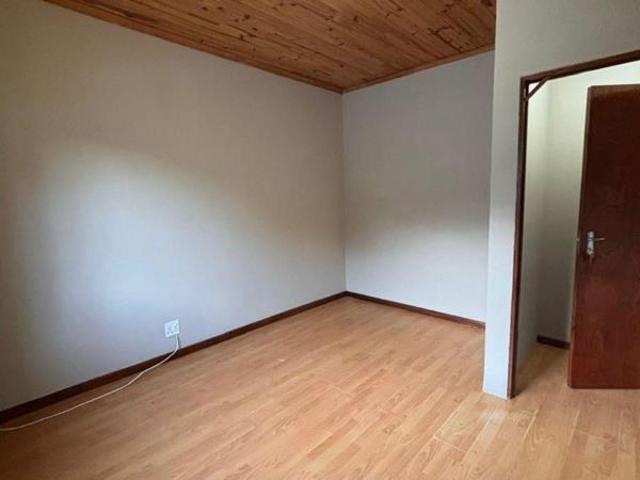 4 Bedroom House in Harfield Village