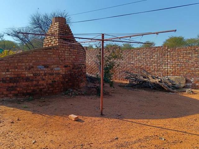 4 Bedroom House in Hartswater