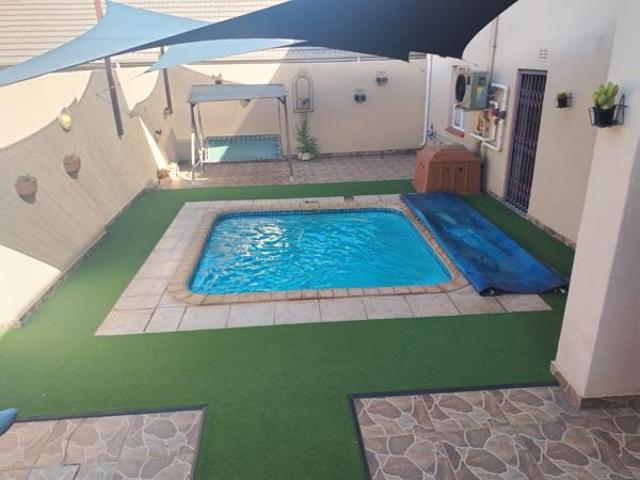 4 Bedroom House in Heidelberg Central