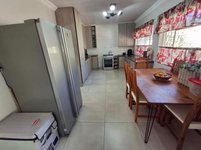 4 Bedroom House in Heidelberg Central