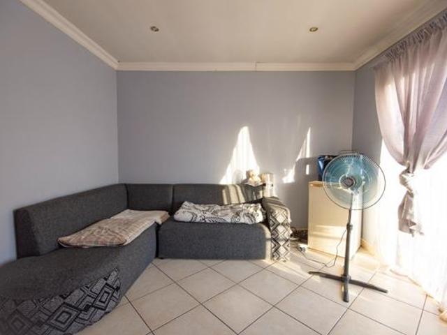 4 Bedroom House in Heidelberg Central