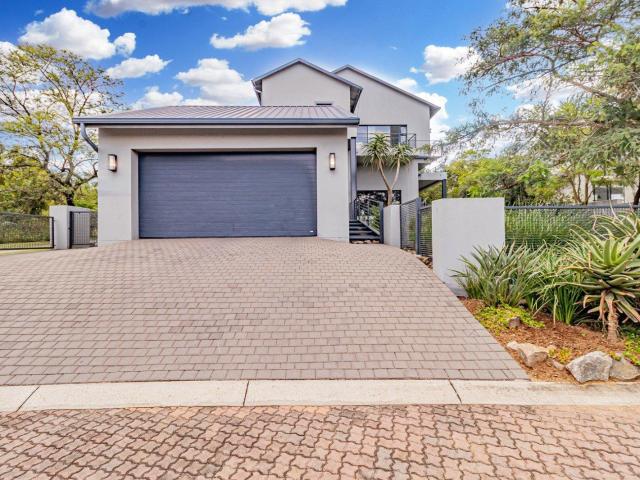 4 Bedroom House in Helderfontein Estate