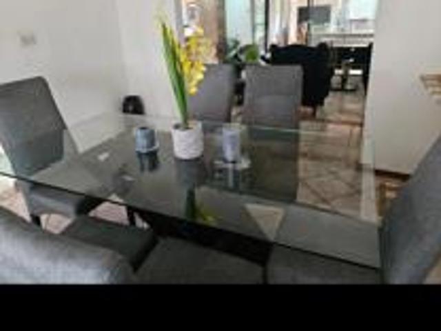 4 Bedroom House in Helderkruin