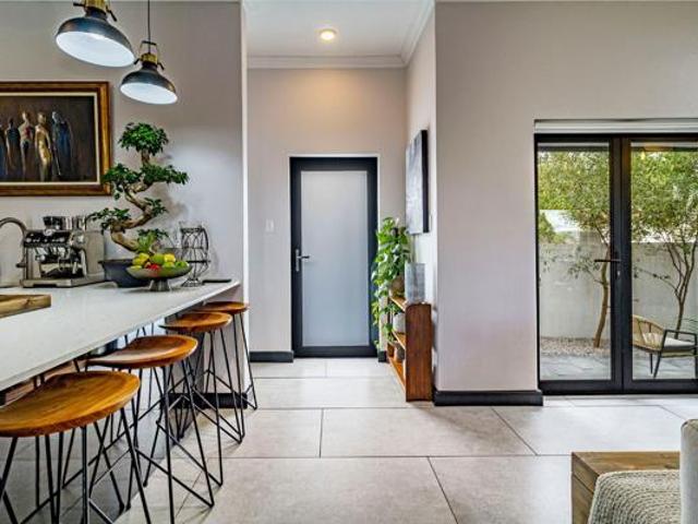 4 Bedroom House in Heldervue