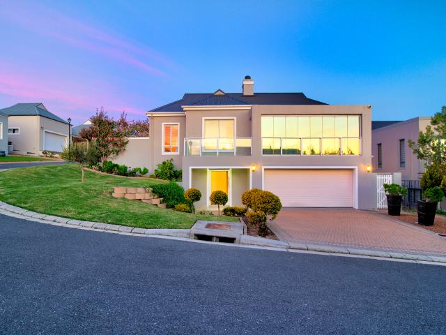 4 Bedroom House in Heldervue