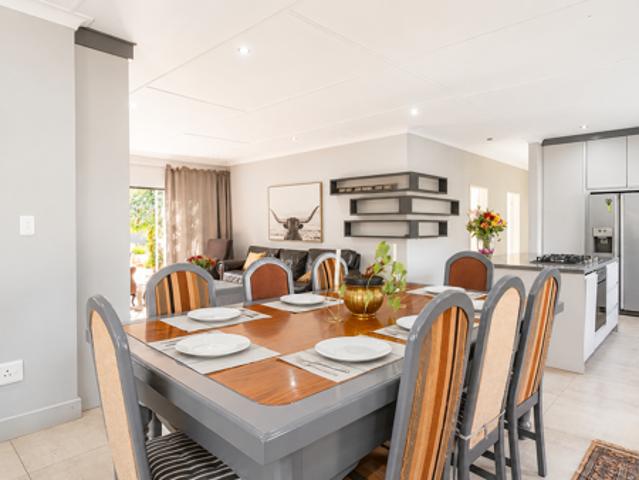 4 Bedroom House in Henley on Klip