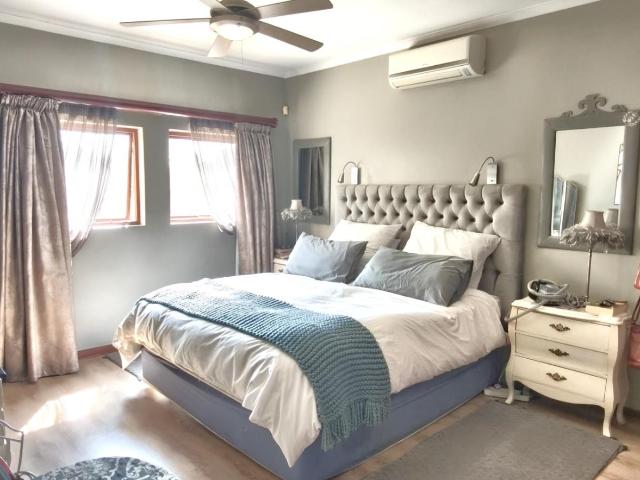 4 Bedroom House in Hennopspark