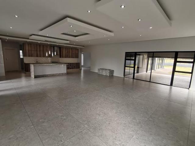 4 Bedroom House in Heron Banks Golf Estate