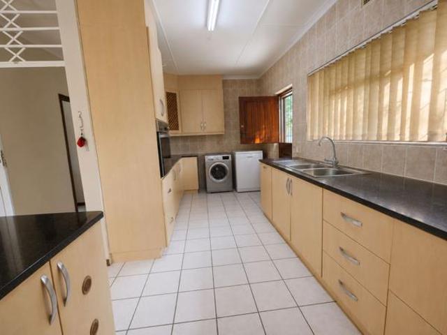 4 Bedroom House in Hibberdene