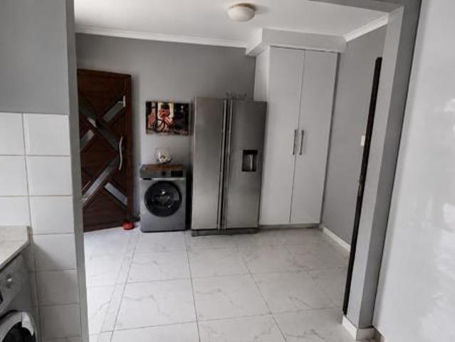4 Bedroom House in Hibberdene