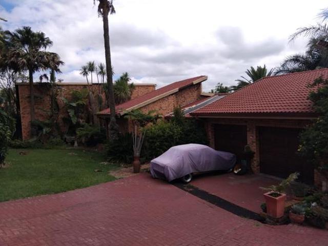 4 Bedroom House in Highveld Park