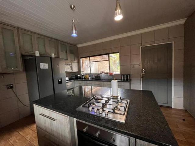 4 Bedroom House in Highveld Park