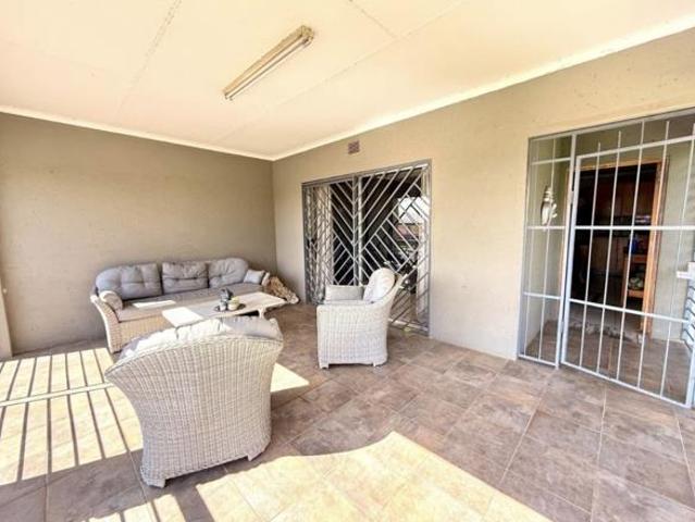 4 Bedroom House in Highveld Park
