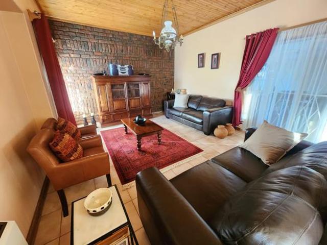 4 Bedroom House in Hillcrest