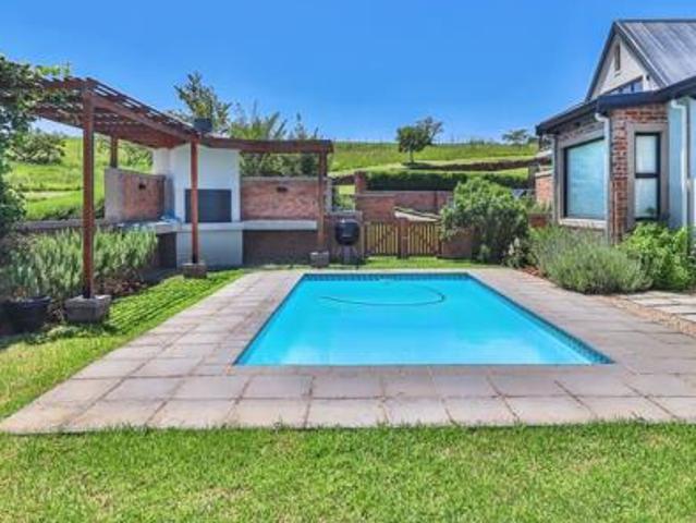 4 Bedroom House in Hilton