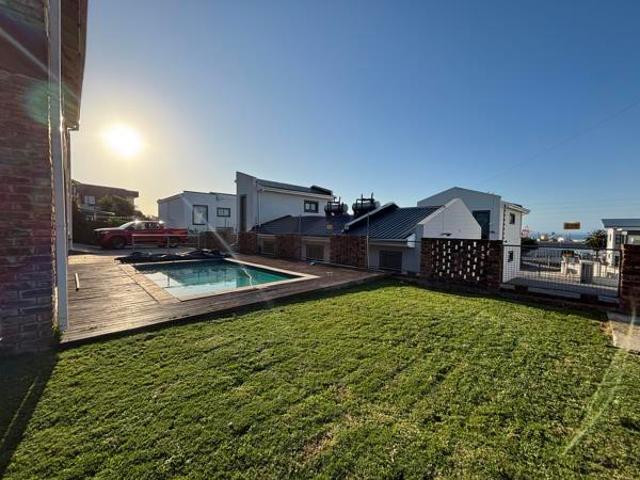 4 Bedroom House in Humerail