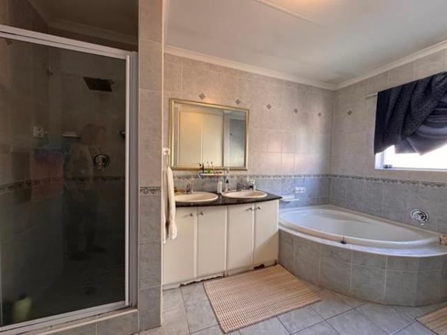 4 Bedroom House in Irene