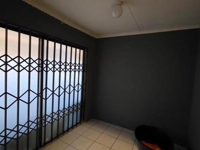 4 Bedroom House in Ivy Park