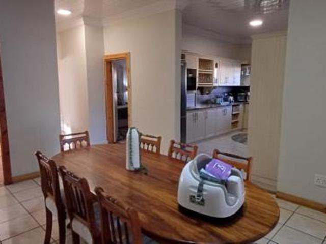 4 Bedroom House in Jordania