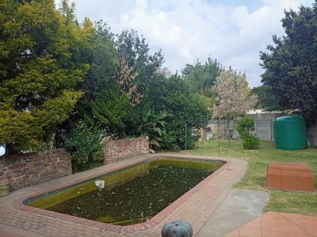 4 Bedroom House in Jackaroo Park