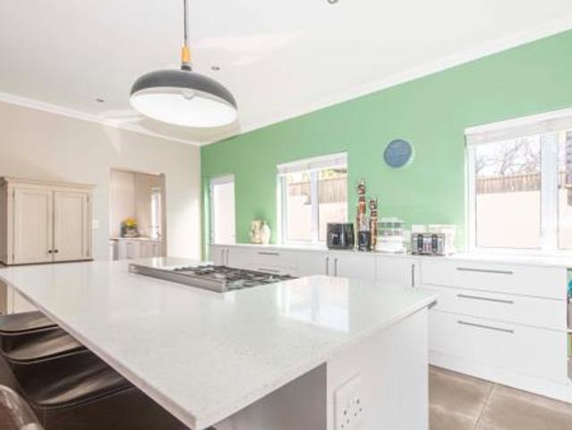 4 Bedroom House in Jamestown