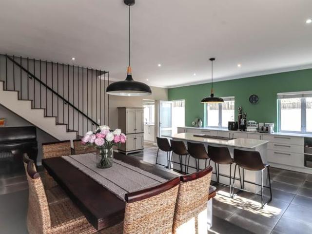 4 Bedroom House in Jamestown