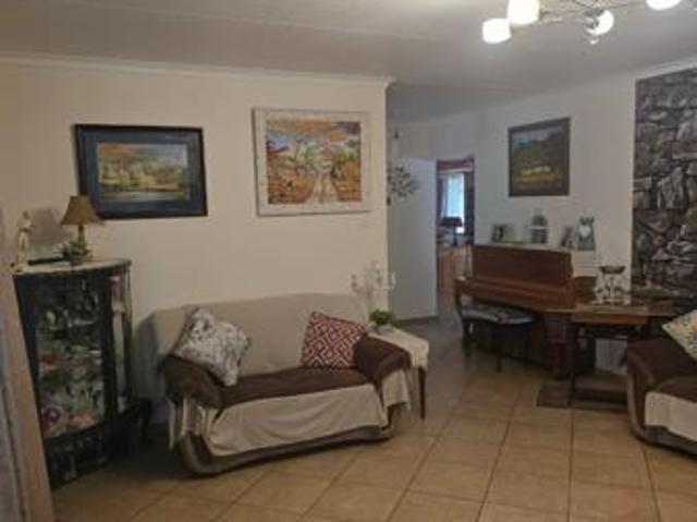 4 Bedroom House in Onverwacht