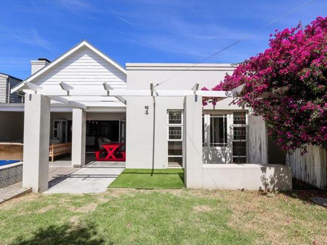 4 Bedroom House in Onrus
