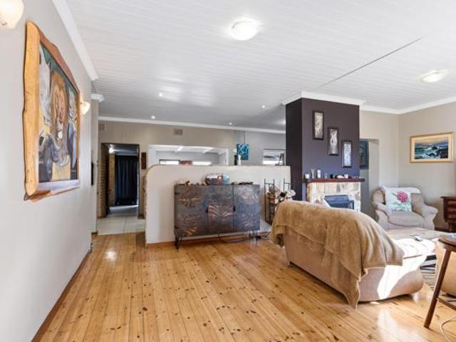 4 Bedroom House in Oakdale