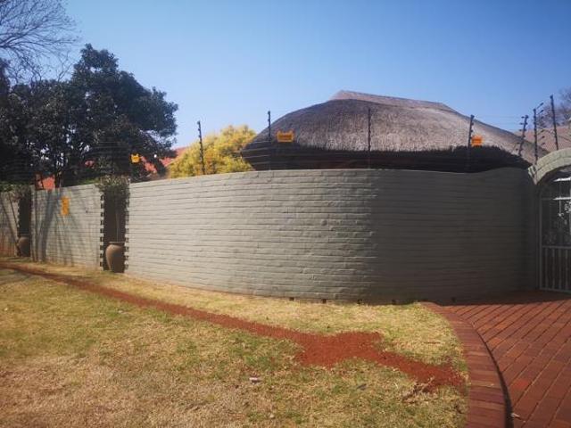 4 Bedroom House in Oberholzer