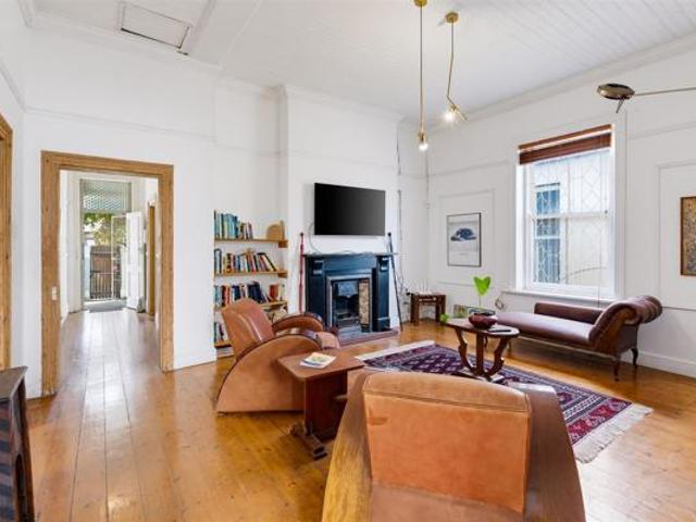 4 Bedroom House in Observatory
