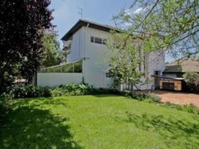 4 Bedroom House in Observatory