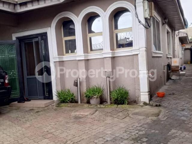 4 Bedroom House in Oko oba road Agege Lagos | House for sale in agege | House in agege | 4 Bedroom | PropertyPro Nigeria