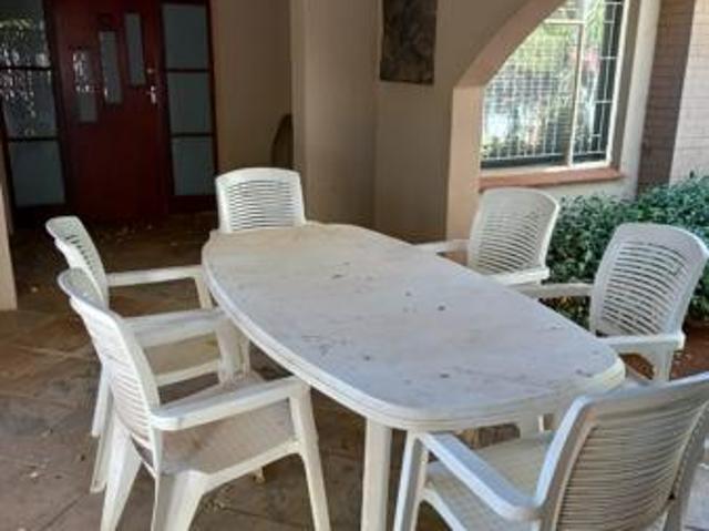 4 Bedroom House in Olifantshoek