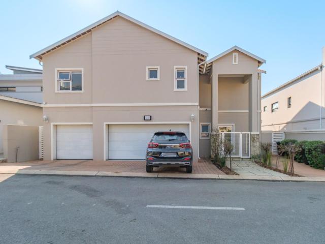 4 Bedroom House in Olivedale