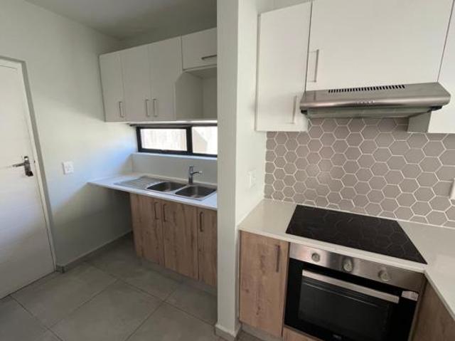 4 Bedroom House in Orchards View