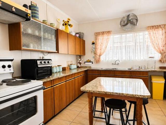 4 Bedroom House in Orkney