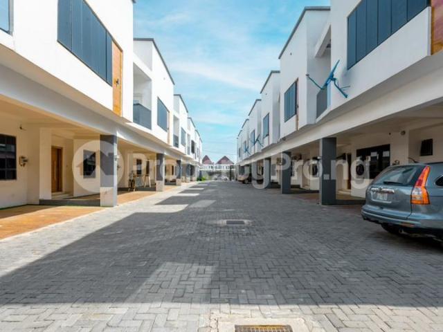 4 Bedroom House in Osapa london Lekki Lagos | House for sale in lekki | House in lekki | 4 Bedroom | PropertyPro Nigeria