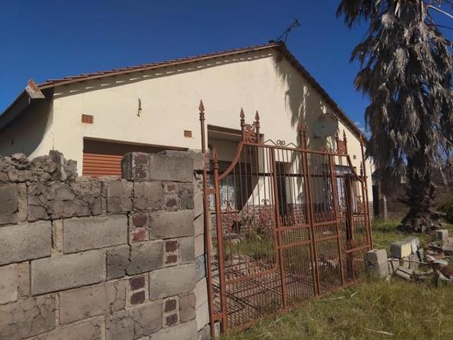 4 Bedroom House in Osizweni