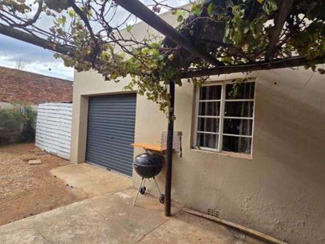 4 Bedroom House in Oudtshoorn