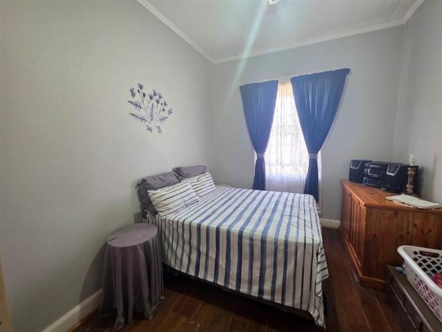 4 Bedroom House in Oudtshoorn Central