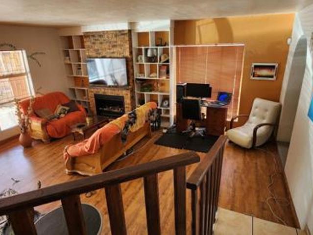 4 Bedroom House in Overkruin