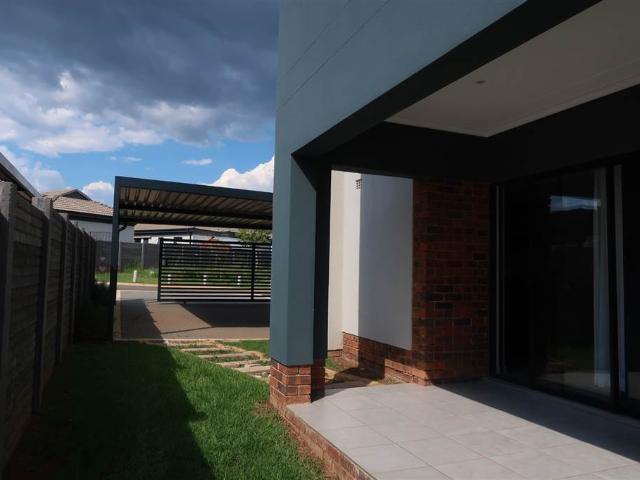 4 Bedroom House in Lotus Gardens