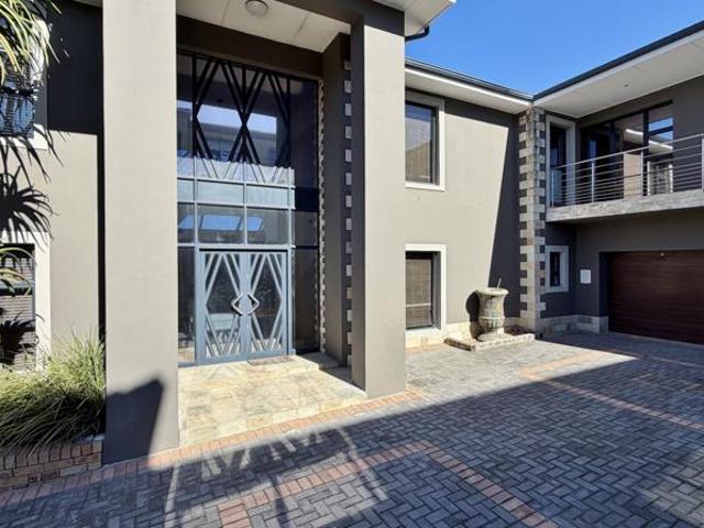 4 Bedroom House in Lovemore Heights